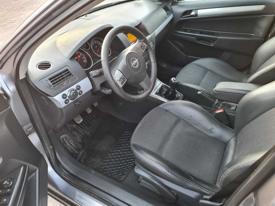 Opel Astra H 2.0 Turbo, gaz sekwencja, 6-biegowa skrzynia
