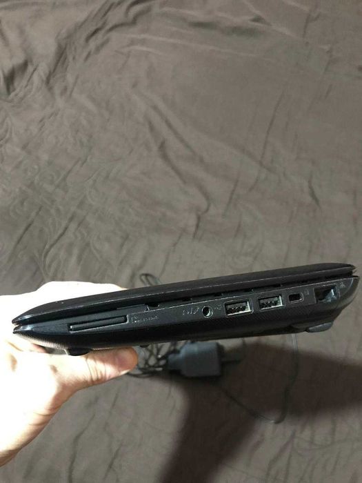 Ноутбук ASUS Eee PC 1011PX + Wі-Fі адаптер
