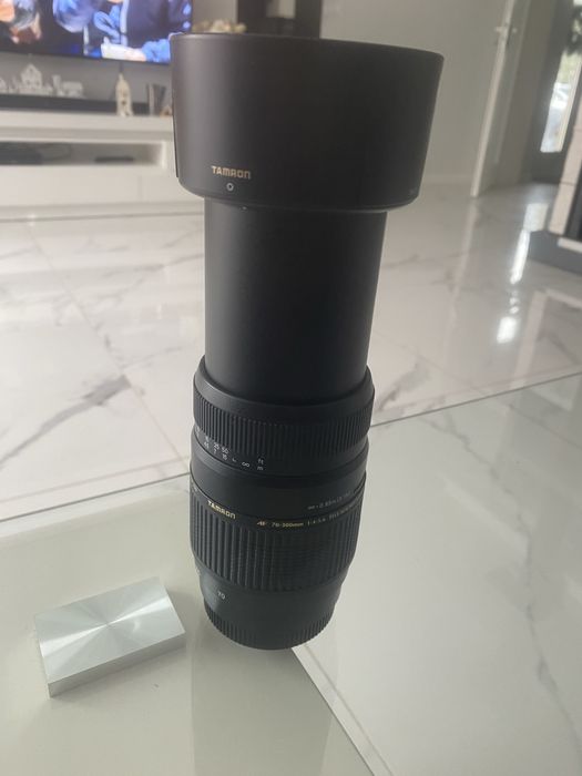 Obiektyw TAMRON AF 70-300mm