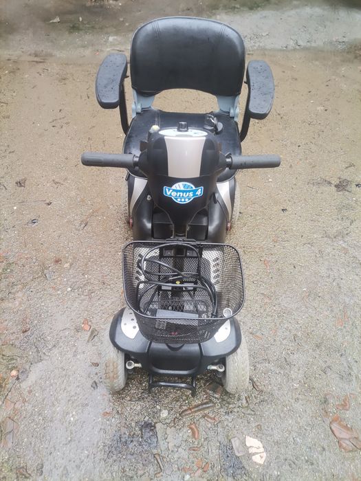 Cadeira elétrica mobilidade reduzida