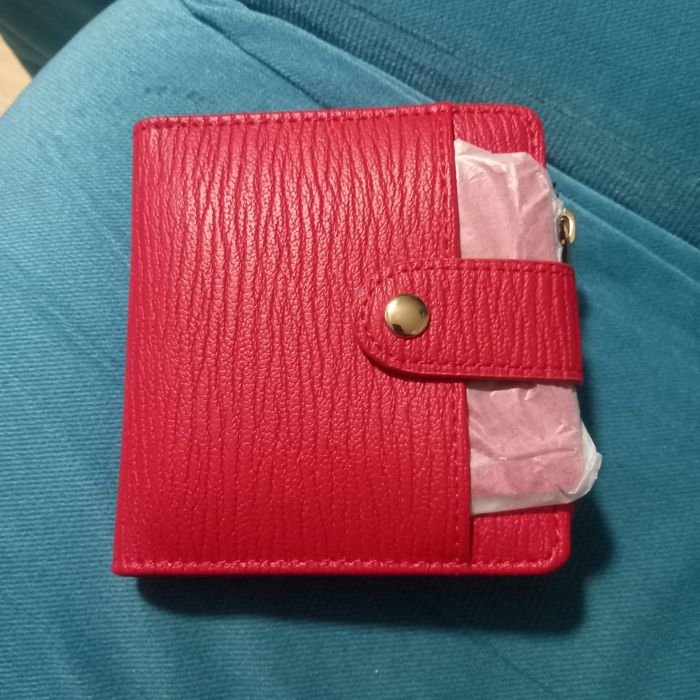 Avon portfel Nisha Reid Wallet Reds Adults