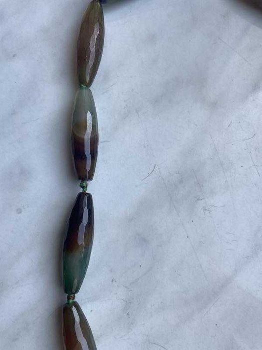 агатовые бусы колье