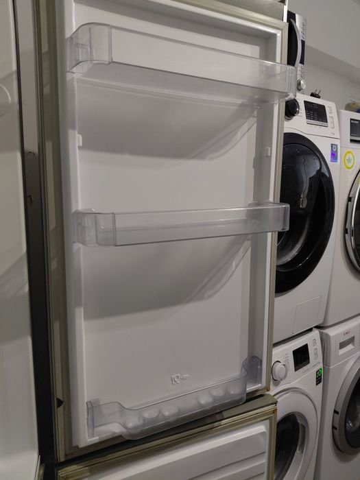 Холодильник Bauknecht