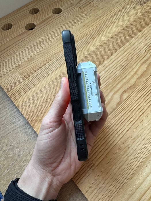 Павербанк з MagSafe Sharge UEG Space Elevator 5200 mAh Powerbank