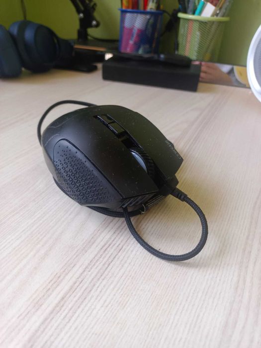 Myszka przewodowa corsair scimitar RGB czarna