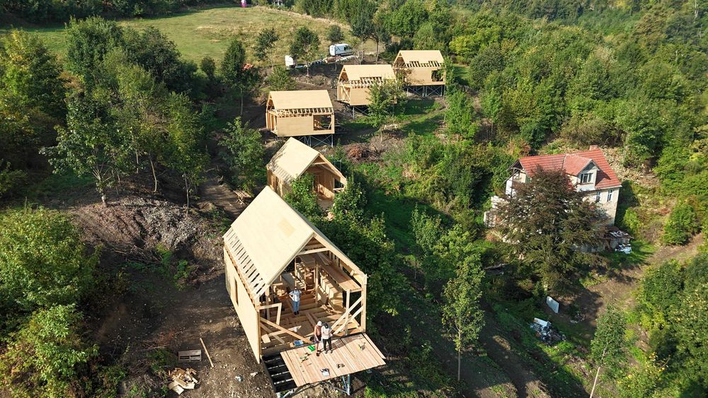 Domy szkieletowe drewniane | Konstrukcje prefabrykowane | Montaż