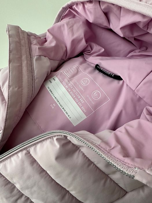 Дитяча весняна куртка нова