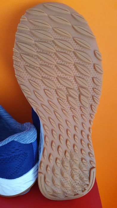 Sneakersy nowe sportowe New Balance rozmiar 41.5 / wkładka 26 cm