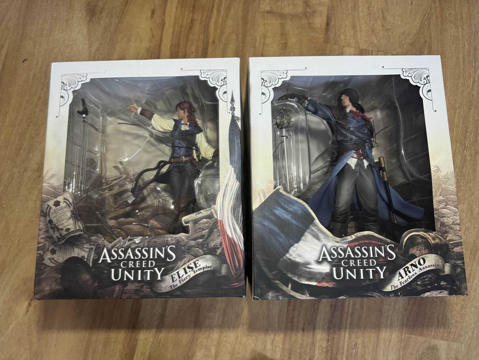 Figurki Kolekcjonerskie Assassins Creed UNITY ARNO i ELISE(Zapakowane)