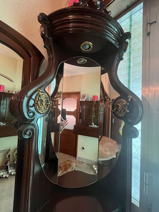 Bengaleiro com espelho