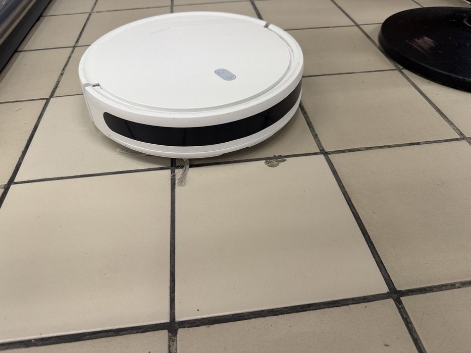 Robit Xiaomi Robot Vacuum Cleaner with Invoice