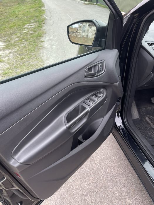 Продам Ford Escape 2017 рік.