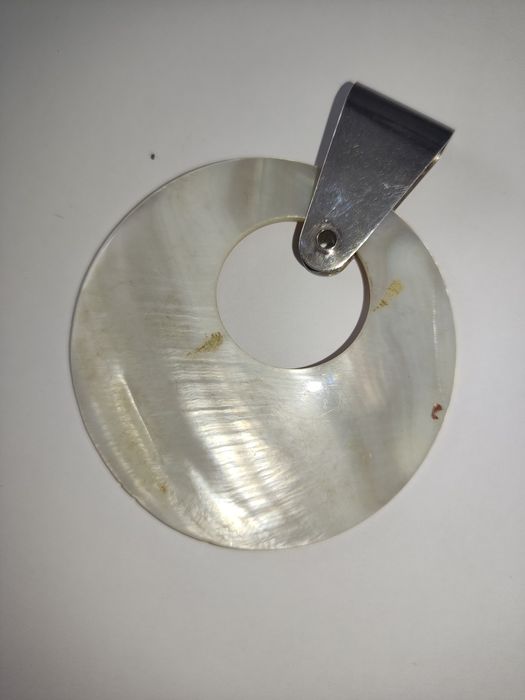 Sprzedam zawieszkę srebrną.