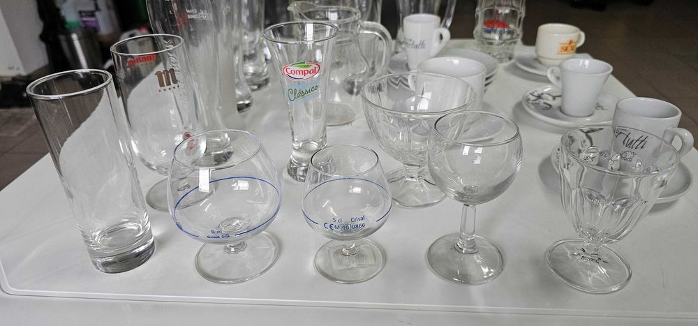 Conjunto de Taças de café, e  copos diversos  Café/Restaurante