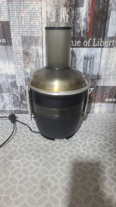 Соковыжималка Philips HR1919/70