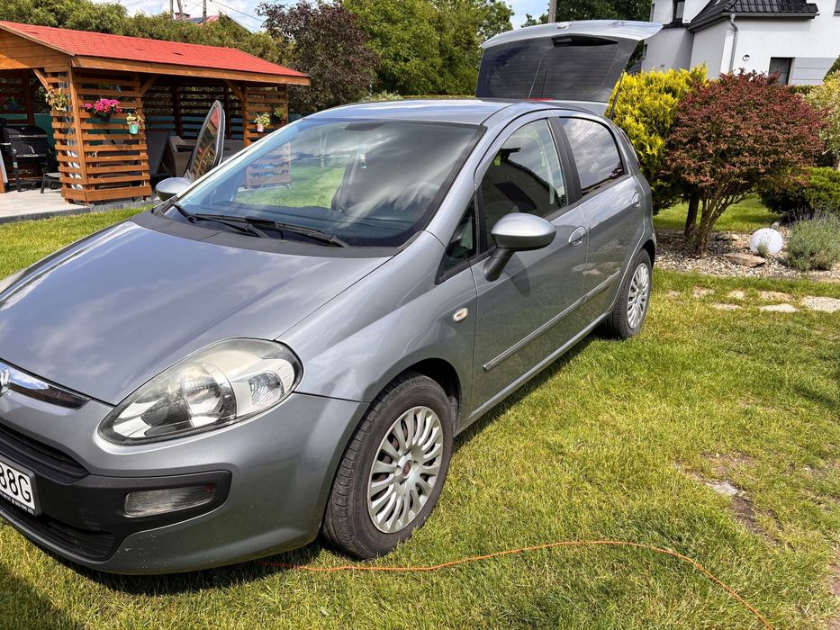 Fiat Punto Evo Stan bardzo dobry, nowa klimatyzacja
