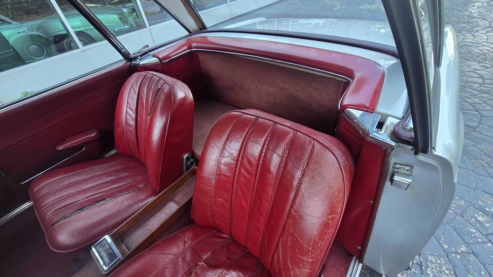Mercedes-Benz 230SL W113 Pagode 1964 Classico registado en Portugal