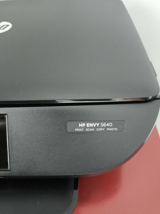 Impressora HP ENVY 5640 Wi-Fi + Tinteiros Novos Incluídos