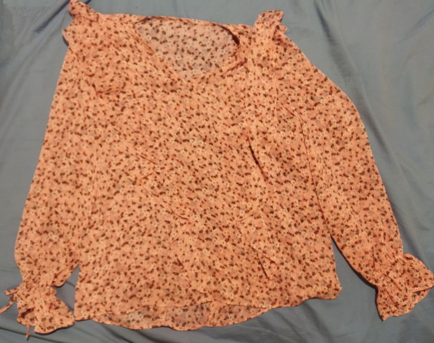 блуза у квітковий принт