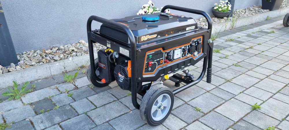 Agregat prądotwórczy 4-suwowy Generator 3000W ITC Power GG3300F kółka*