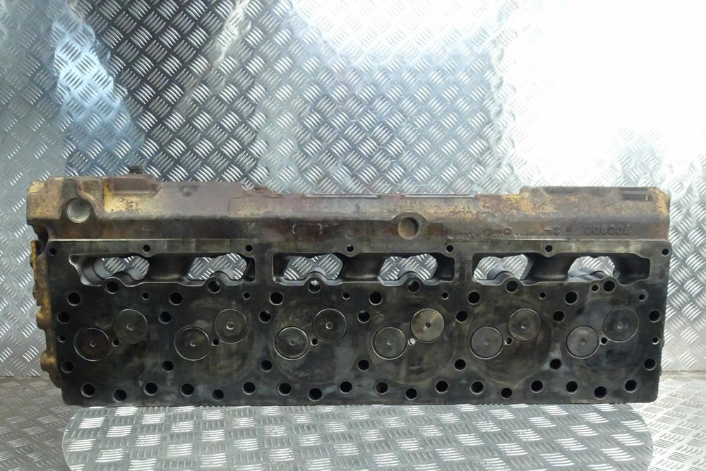 Głowica do silnika Caterpillar 3306. Cylinder head Cat 3306