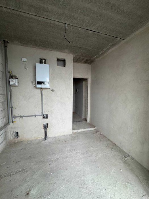 Продам квартиру в зданому будинку