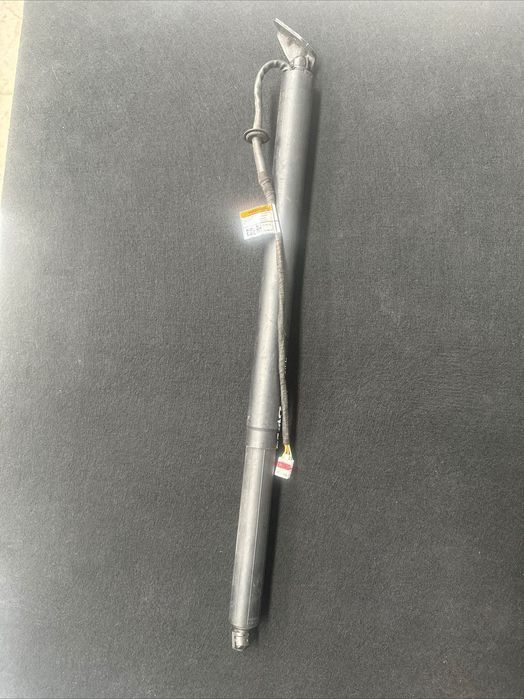 Amortecedor eléctrico da mala Hyundai Tucson 2016- EPC 81780-D3100 OEM
