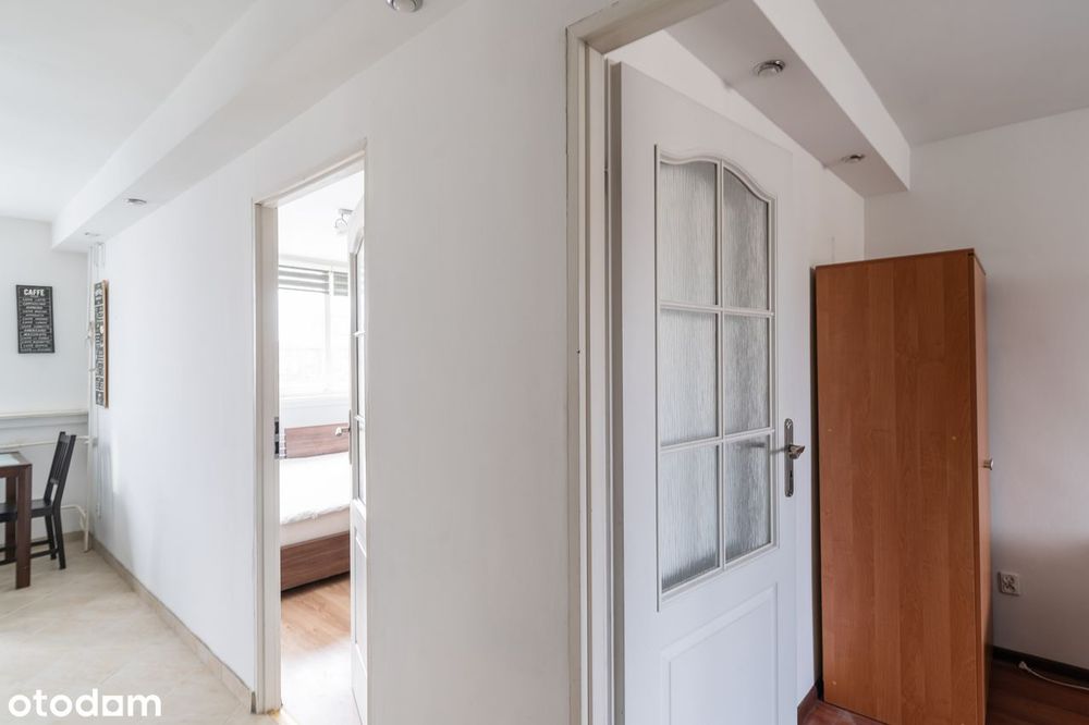 2-pok, zadbane, w pełni rozkładowe, balkon, media miejskie. CENTRUM
