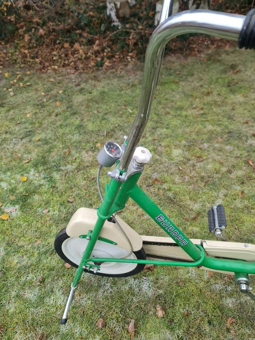 Stary  rower treningowy
