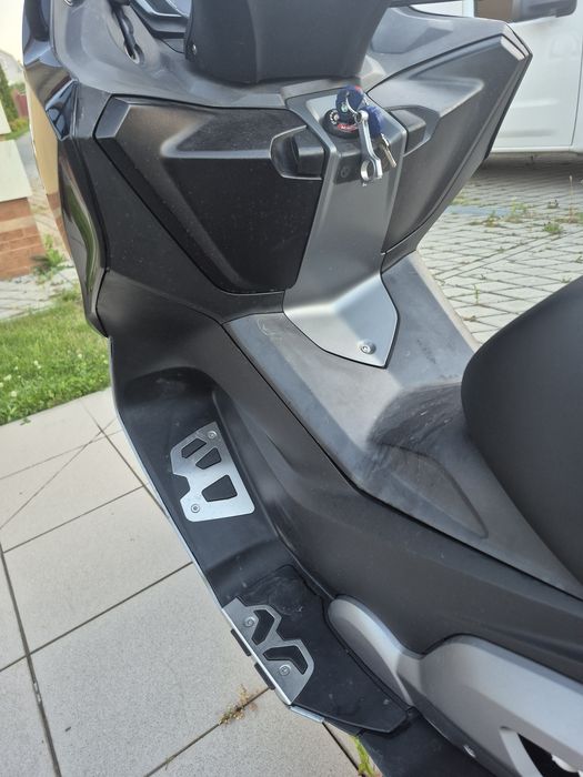 Моторойлер BMW c600
