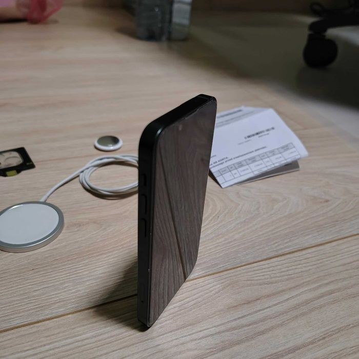 Iphone 13 mini zielony 128gb magsafe airtag szkło ładowarka apple