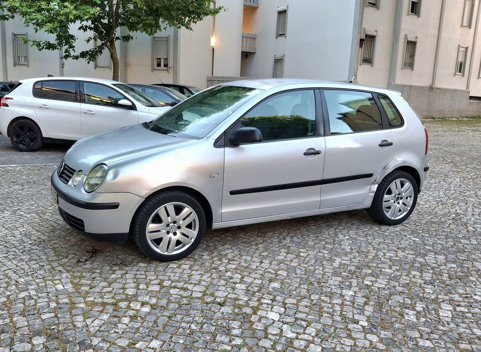 VW Polo 1.2i 12v 5Portas Nacional 02