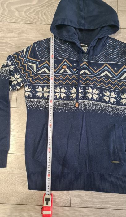 Светр Cropp новий, розмір М