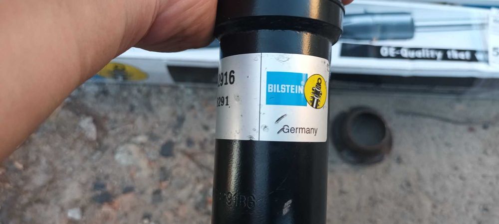 Передние амортизаторы Мазда 6 2002-2007 Bilstein