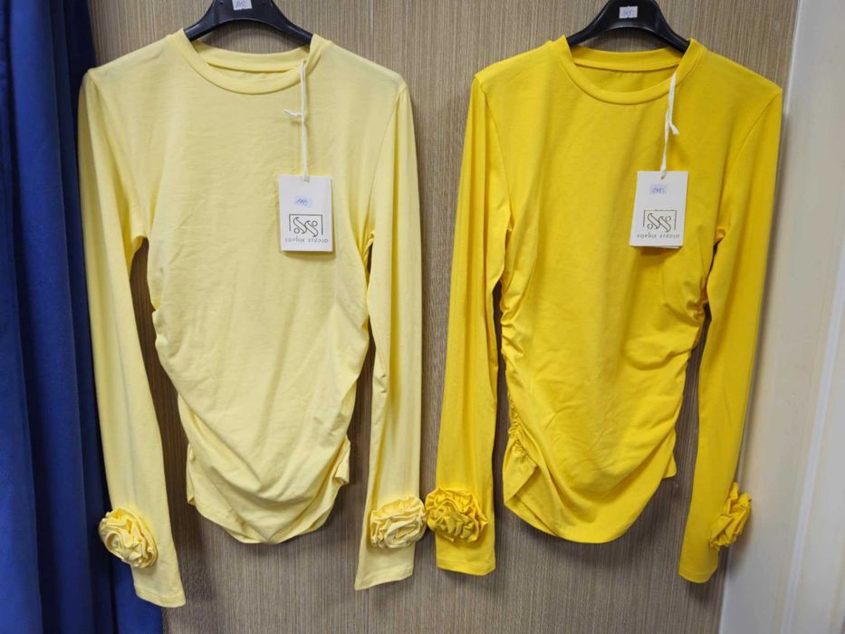 Hitowa bawełniana bluzka z kwiatkiem banan r. Uni, Italy !!!