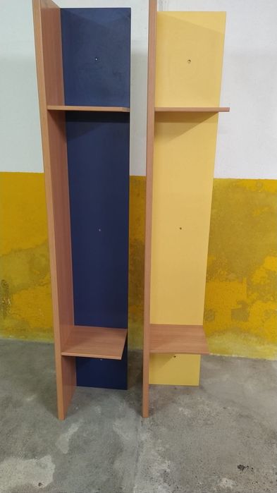 Cama solteiro secretária modulo e estantes