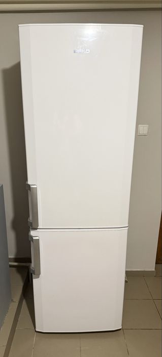 Холодильник Beko крапельний (потребує обслуговування)