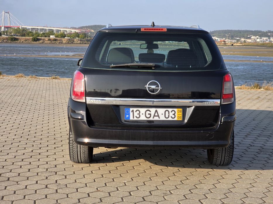 Opel Astra — fotografia 4