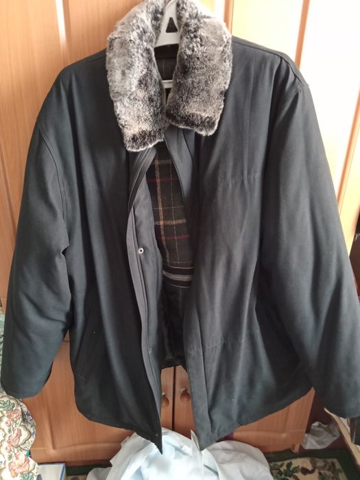 Куртка зимняя с утеплителем