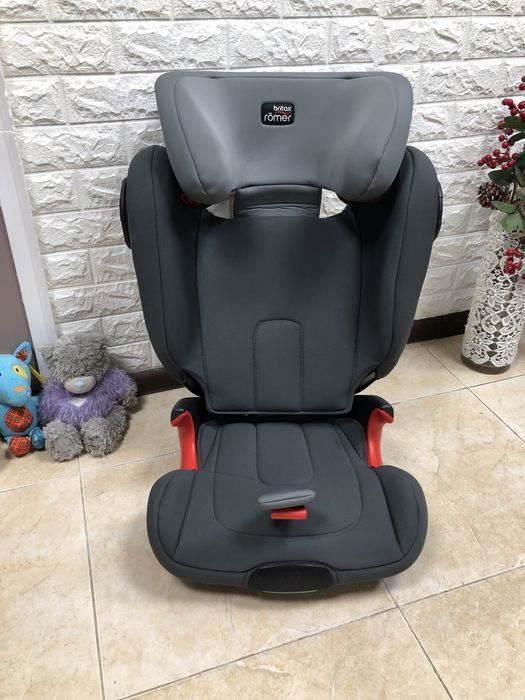 Автокрісло BRITAX ROMER KIDFIX 2 XP SICT Група 2/3 (15-36 кг) бустер