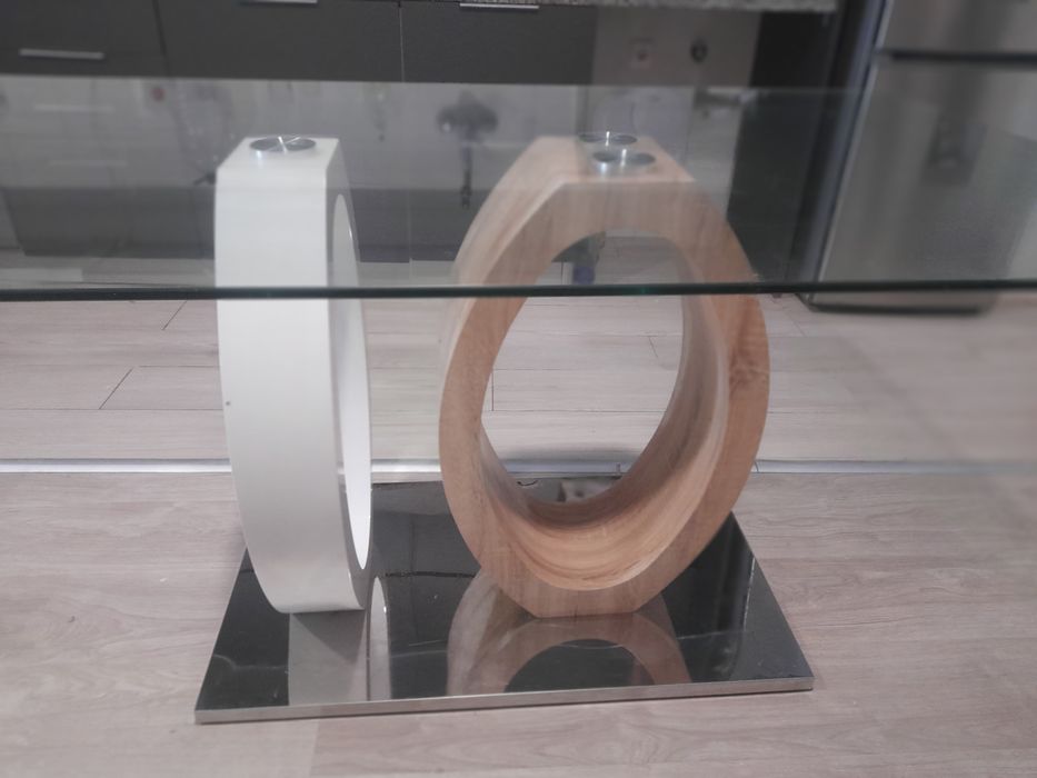 Mesa de jantar de vidro