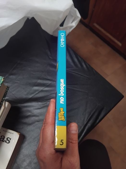 três volumes da Editorial Caminho: "uma aventura"