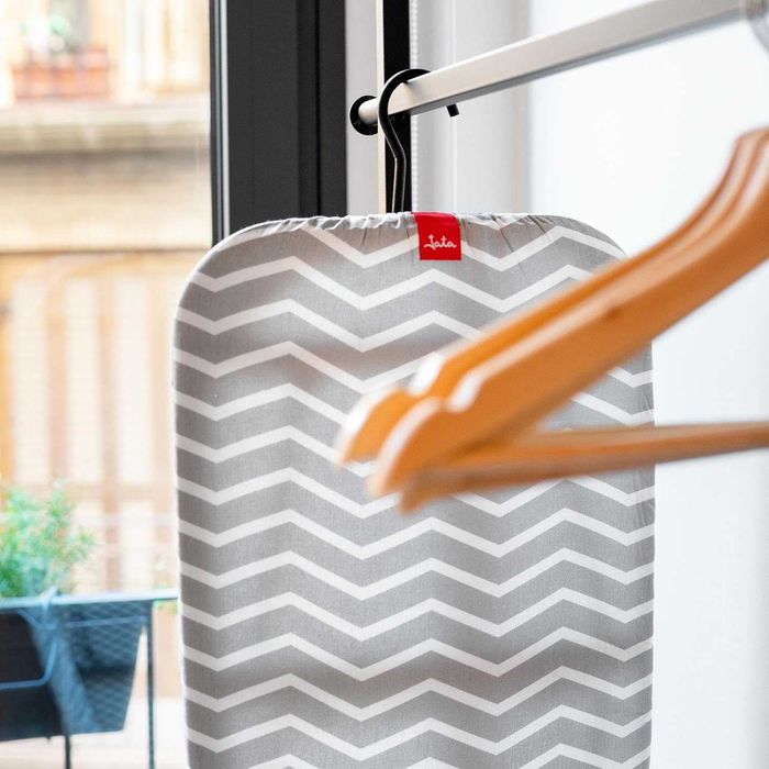 Jata Tábua de Engomar de Mesa HPLA8214