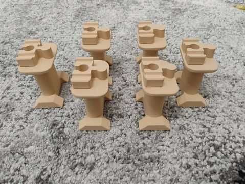 Podpory mostu Ikea tory