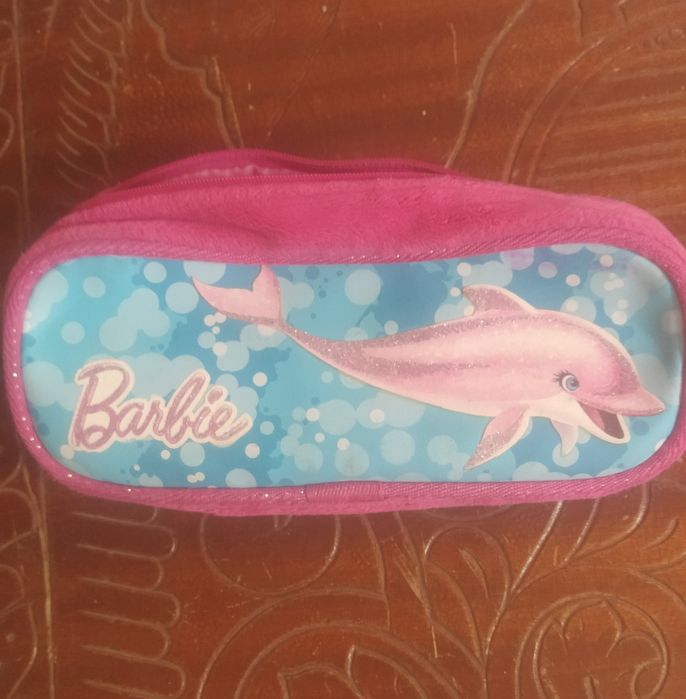 Estojo Barbie rosa e azul