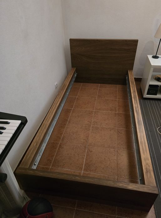 Estrutura de cama Malm Ikea