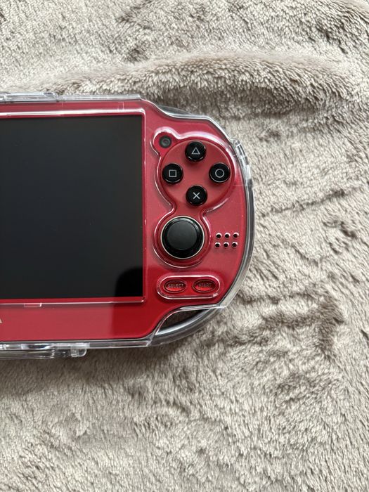 PlayStation Vita  Cosmic Red PCH-1100 FAT
