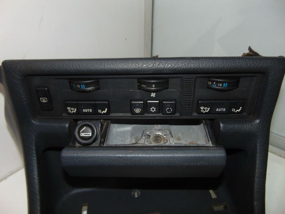 Bmw 735i e32 consolas " nova de stock antigo