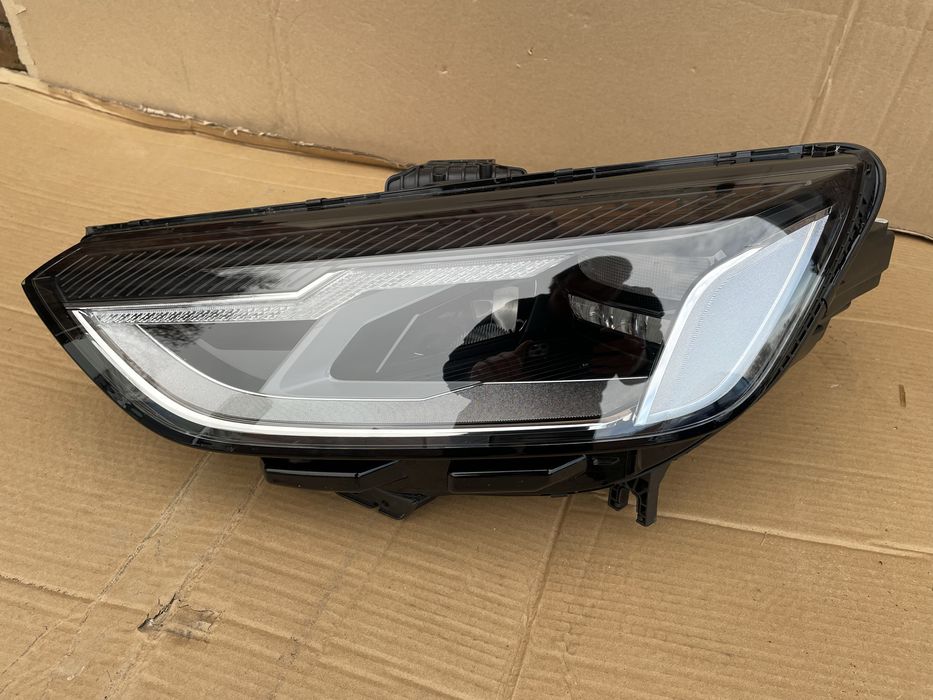 Фара ліва audi a4 b9 рестайлінг