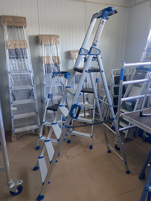 Escadotes profissionais em alumínio | Novos e certificados